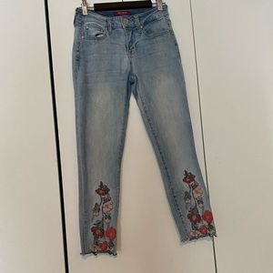 Guess Cropped Jeans